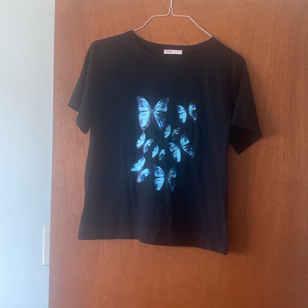 Romwe Size Small Junior Shirt with blue butterflies